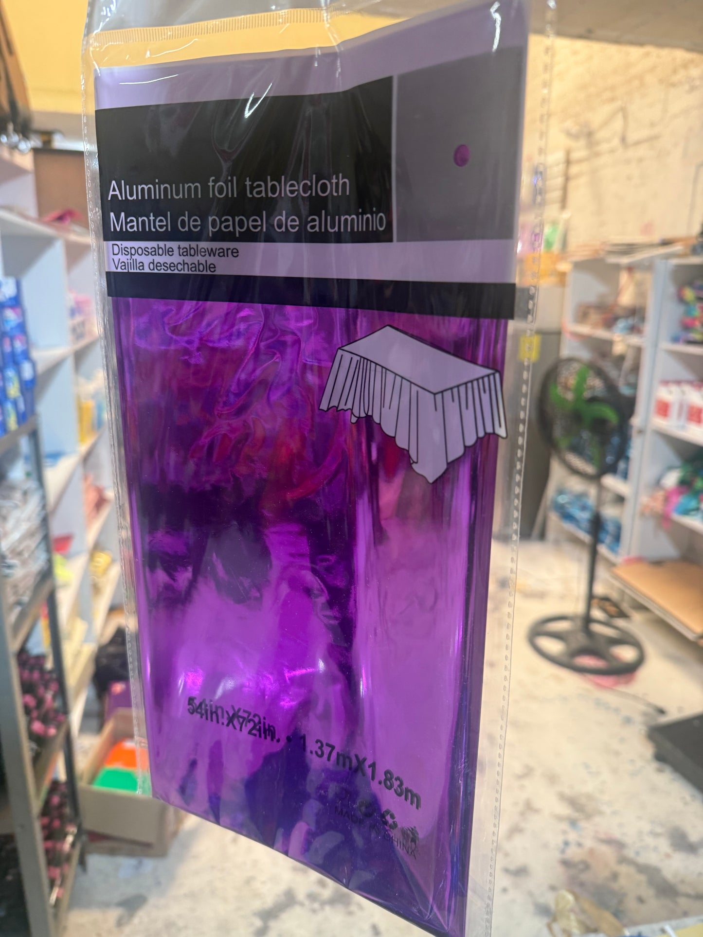 Mantel metalico morado fuerte