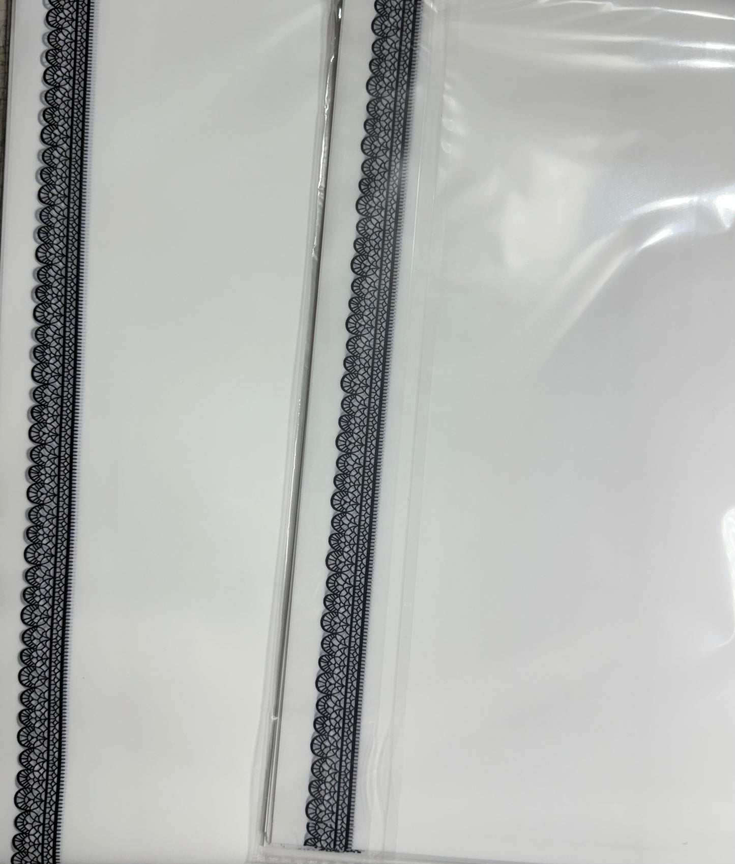 Papel coreano Blanco con filo negro