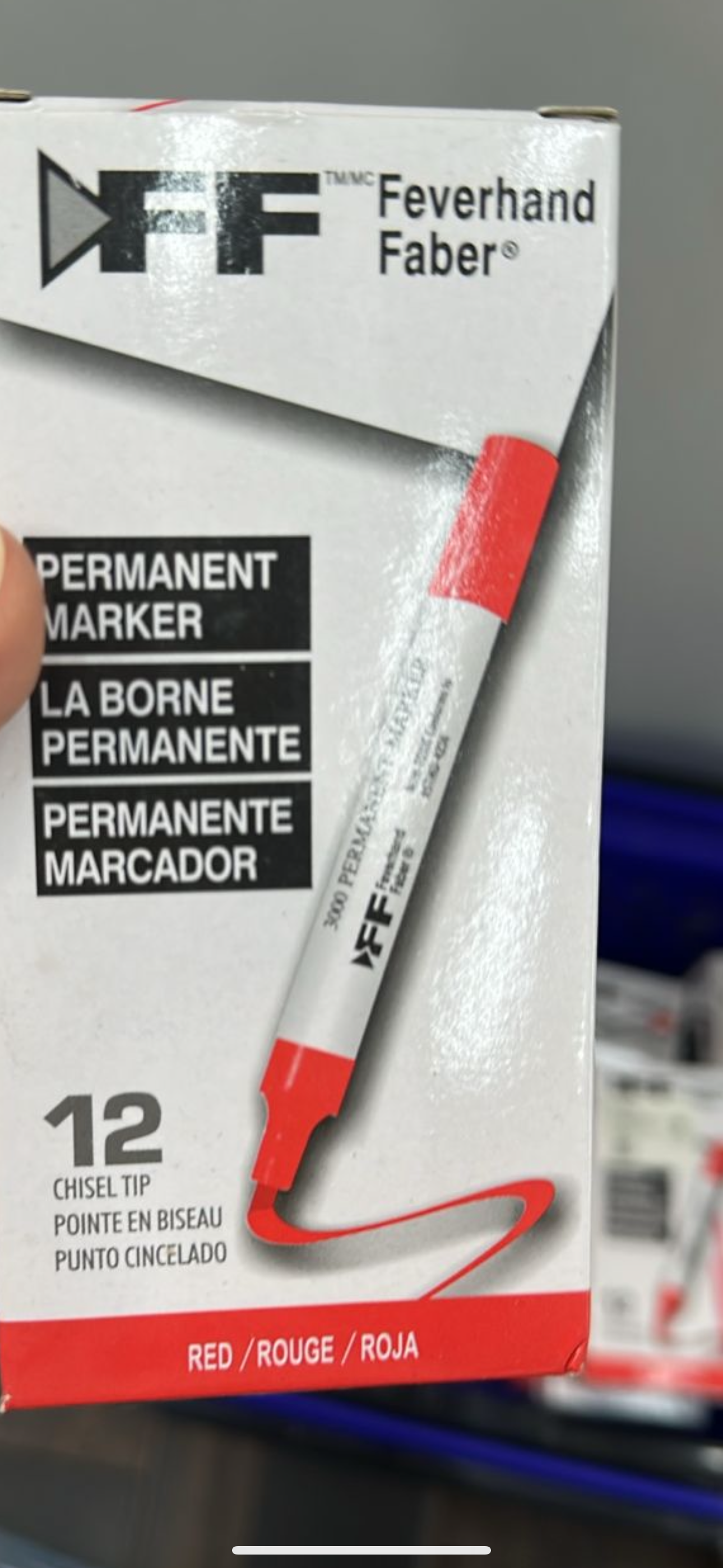 Plumón permanente rojo