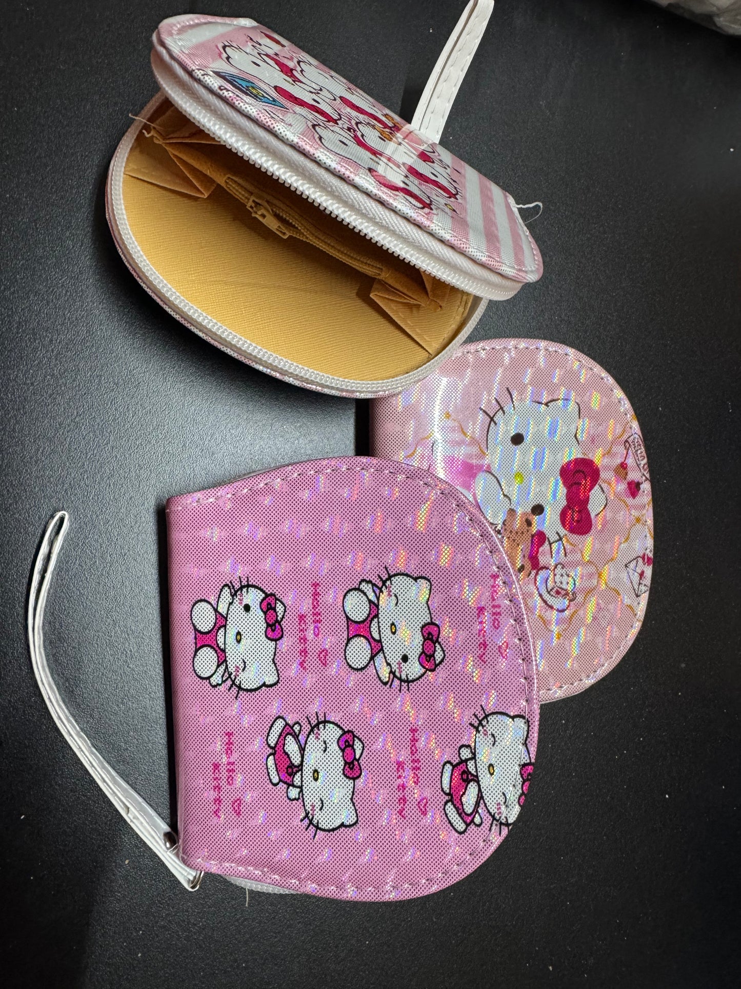 CARTERA HELLO KITTY MEDIA LUNA