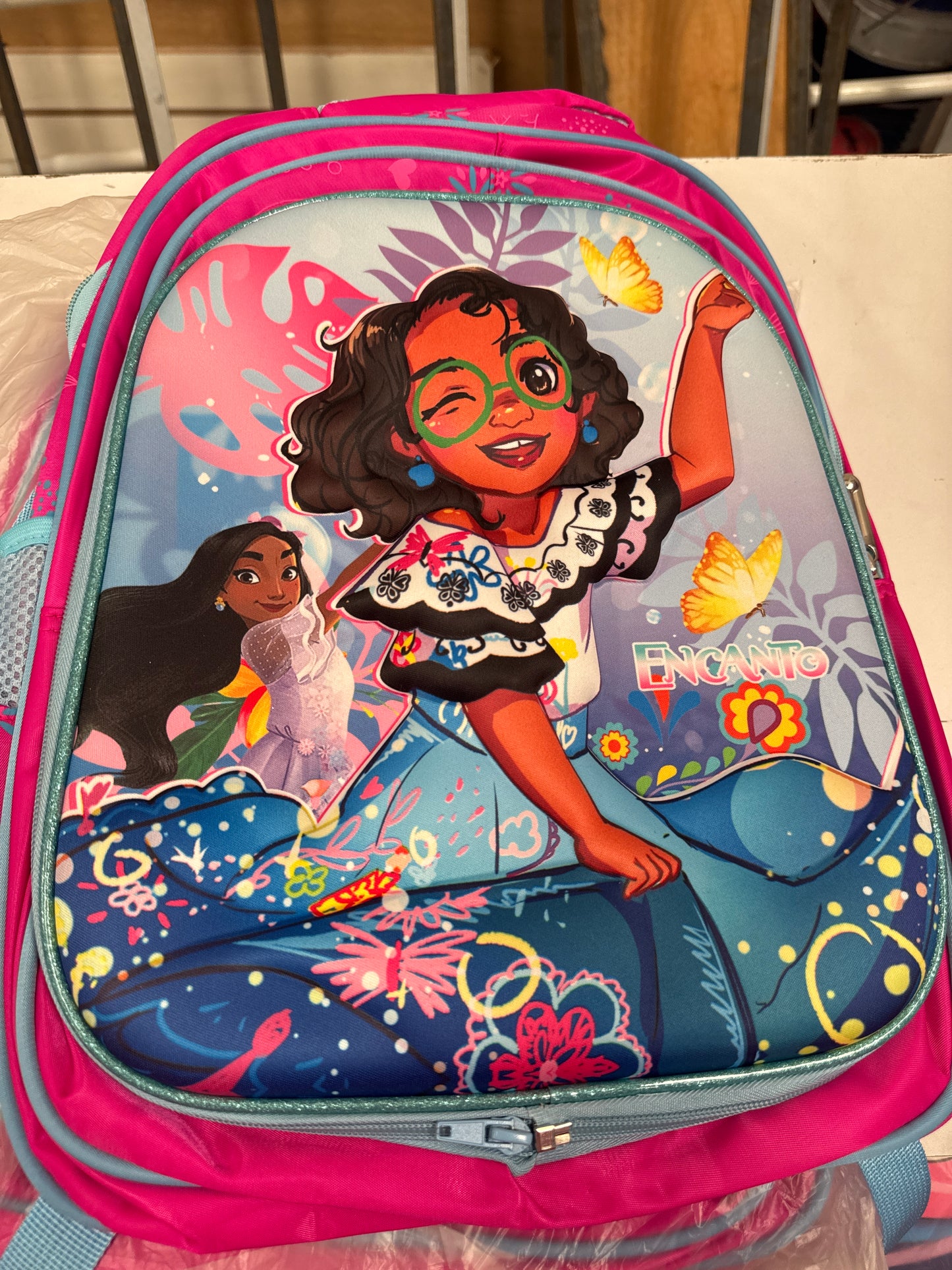 MOCHILA PRIMARIA ENCANTO