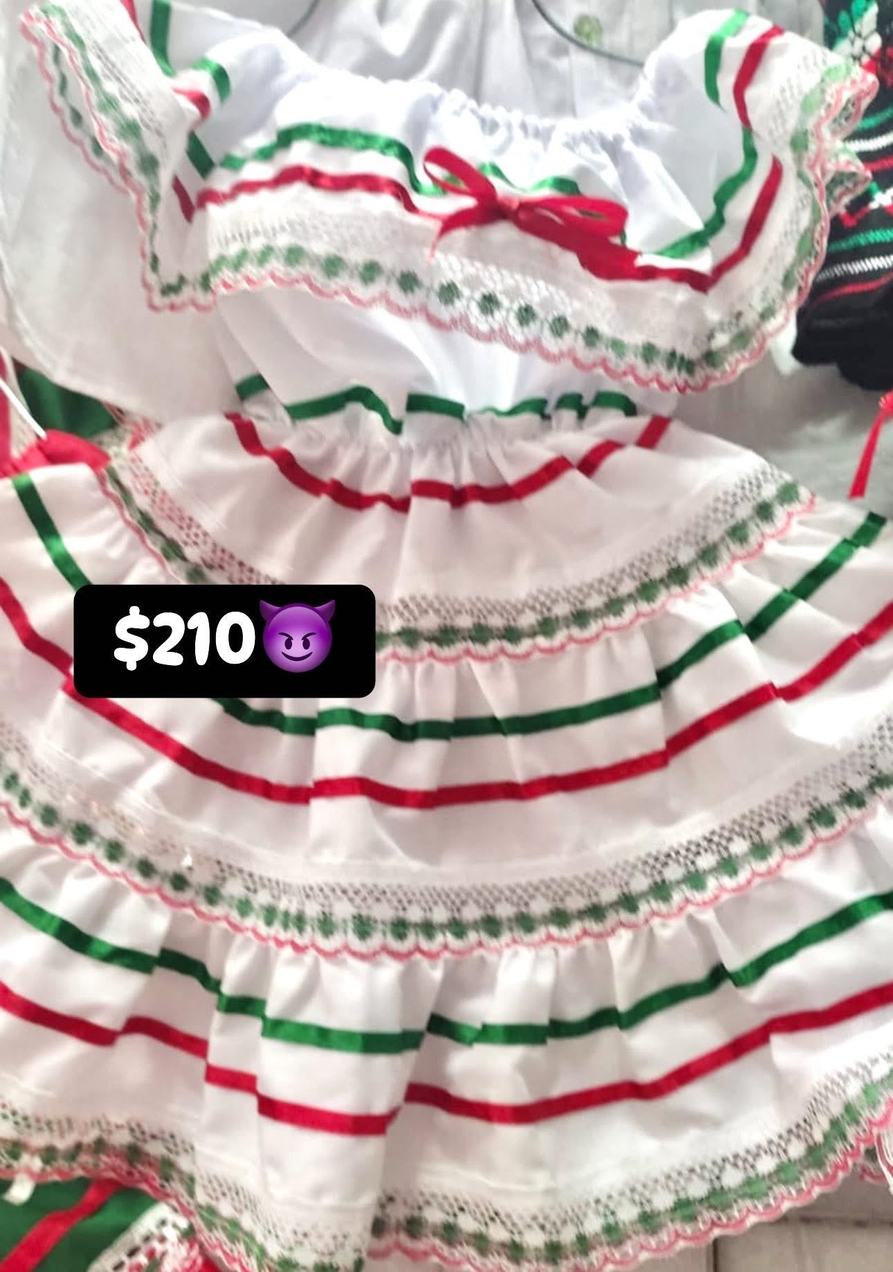 vestido patrio blanco