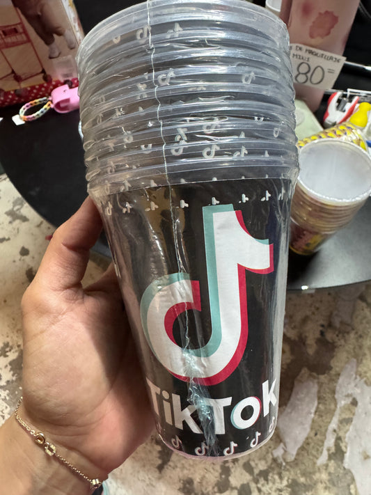 vaso desechable tik tok