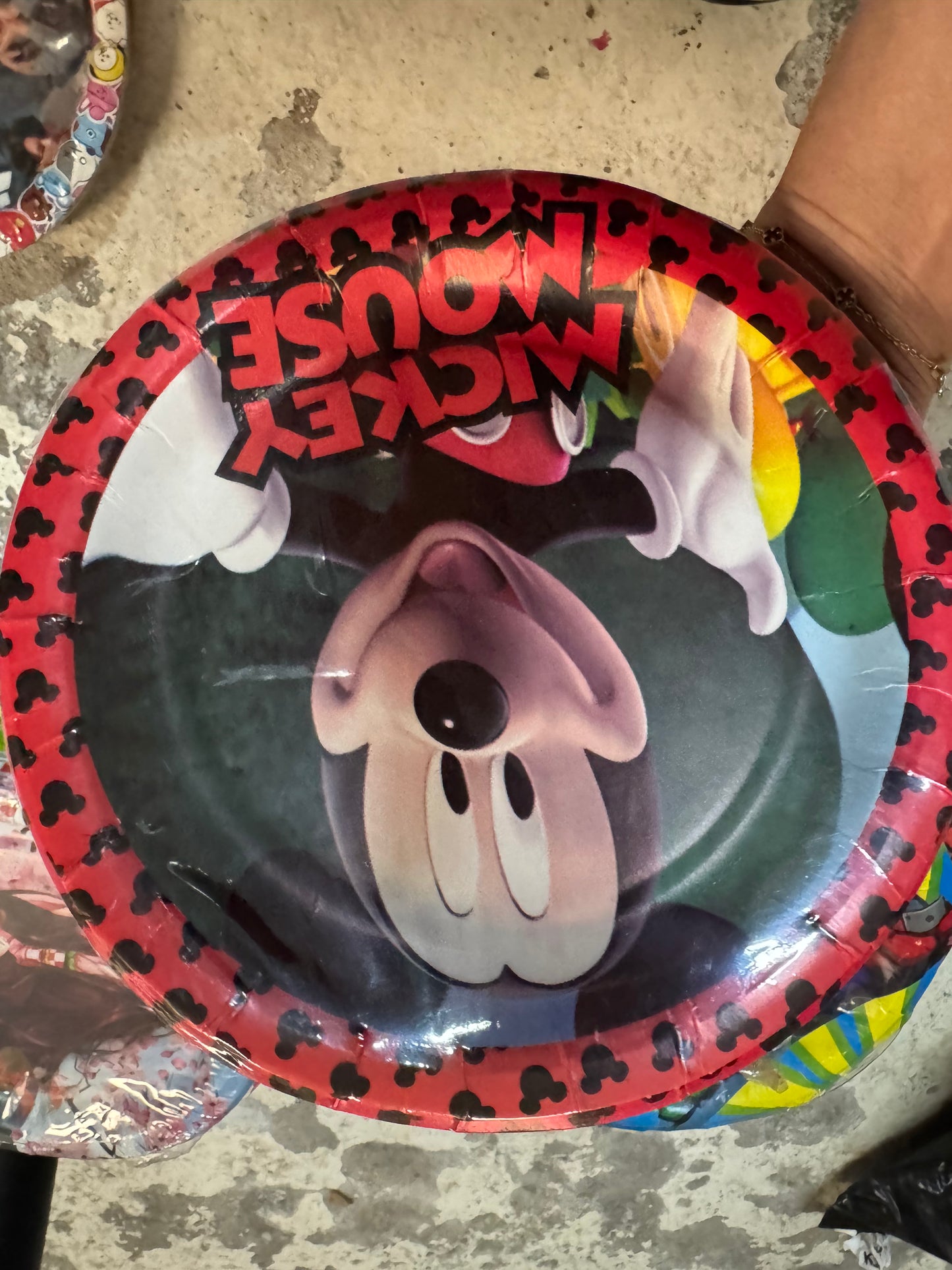 plato pastelero mickey mouse