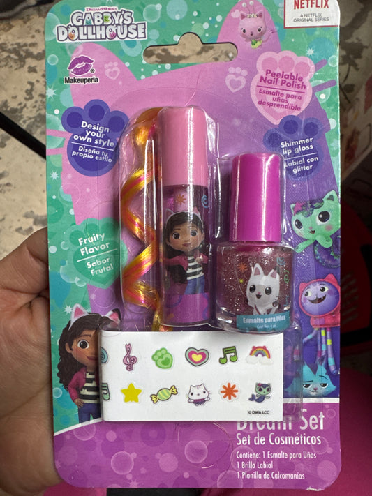 Set de maquillaje infantil casa de Gaby